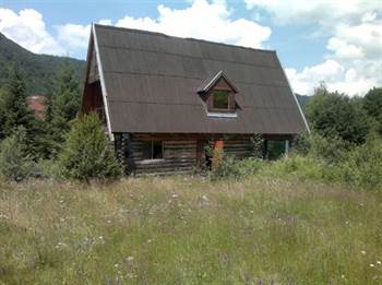De vanzare Cabana lemn rotund vechi de 17 ani